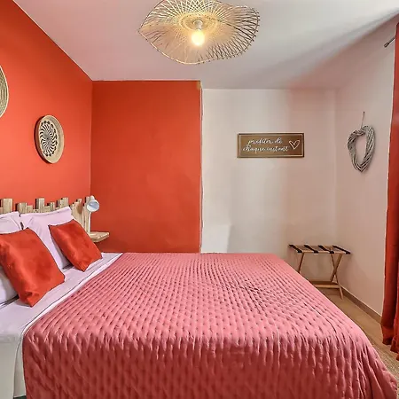 Le Tolosana - 4 Personnes - Centre Wifi Cosy Saint-Gilles (Gard)