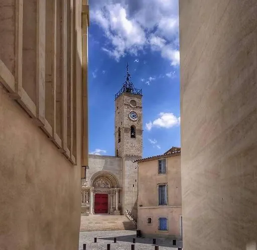 Le Tolosana - 4 Personnes - Centre Wifi Cosy Saint-Gilles (Gard)